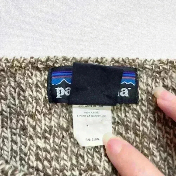 Patagonia Tan Long Sleeve Button Up Wool Gabardine Sweater Womens Size Medium - Picture 4 of 9